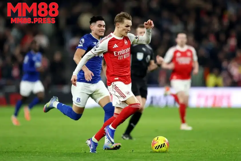 Arsenal cần trở lại mạch thắng sau khi ra sân tại châu Âu. Arsenal cần trở lại mạch thắng sau khi ra sân tại châu Âu.